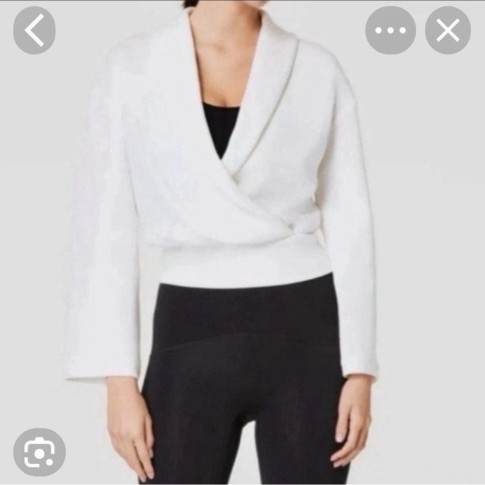 SPANX Women's Cream V-Neck Sweater